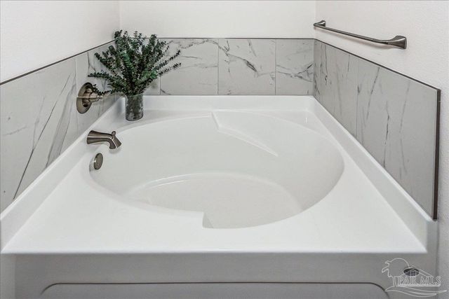 7061 Beulah Rd, Pensacola, FL 32526