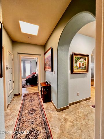 6720 Bright View Road, Las Cruces, NM 88007