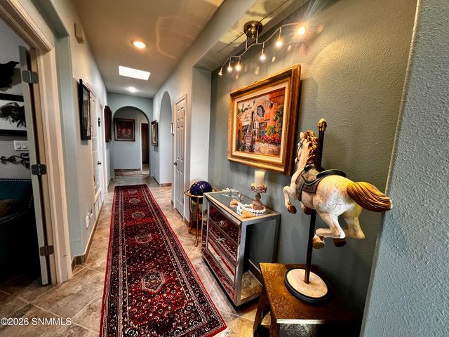 6720 Bright View Road, Las Cruces, NM 88007