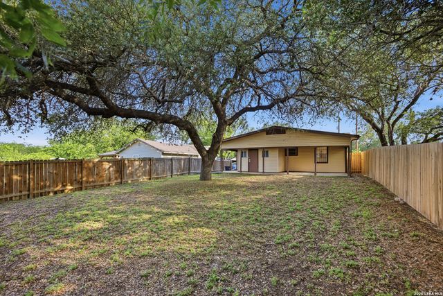 1820 E Highland, San Antonio, TX 78210
