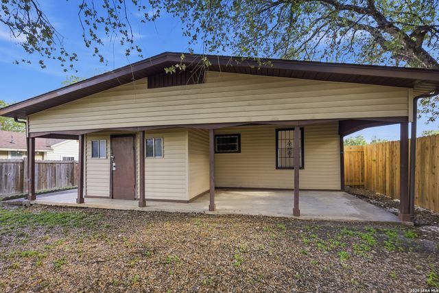 1820 E Highland, San Antonio, TX 78210