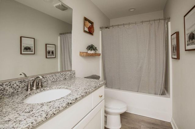 154 Gracyn Lane, Thomasville, NC 27360