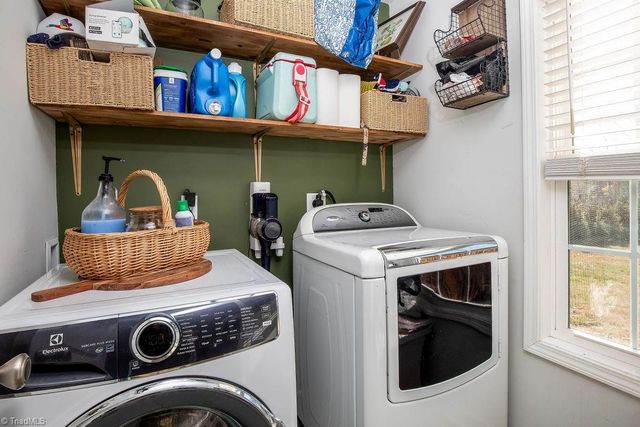 154 Gracyn Lane, Thomasville, NC 27360