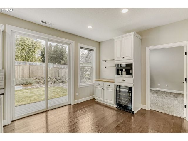 2162 SATTER St, West Linn, OR 97068