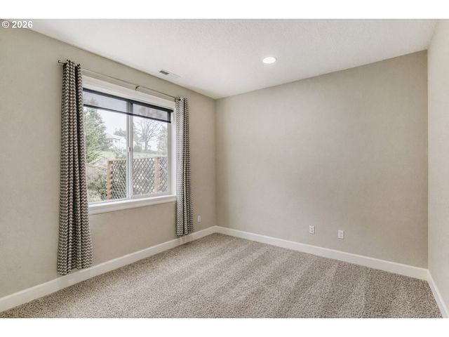 2162 SATTER St, West Linn, OR 97068