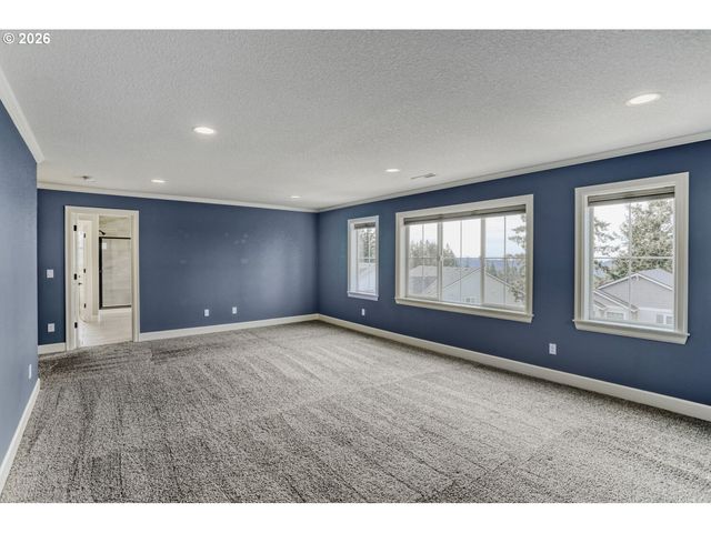 2162 SATTER St, West Linn, OR 97068