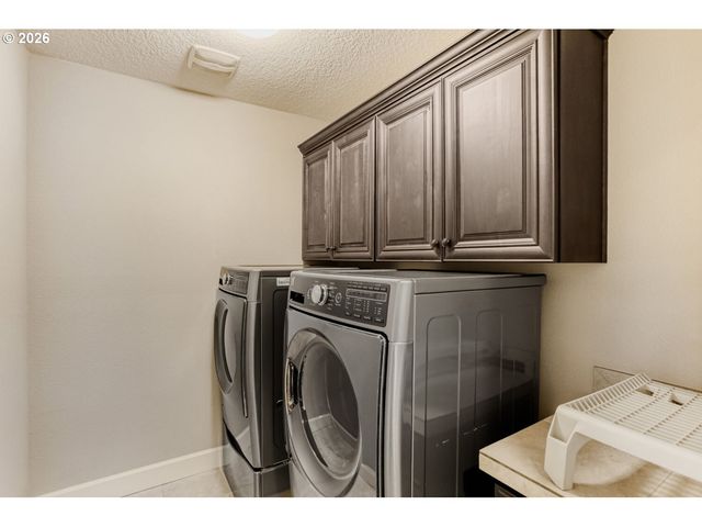 2162 SATTER St, West Linn, OR 97068