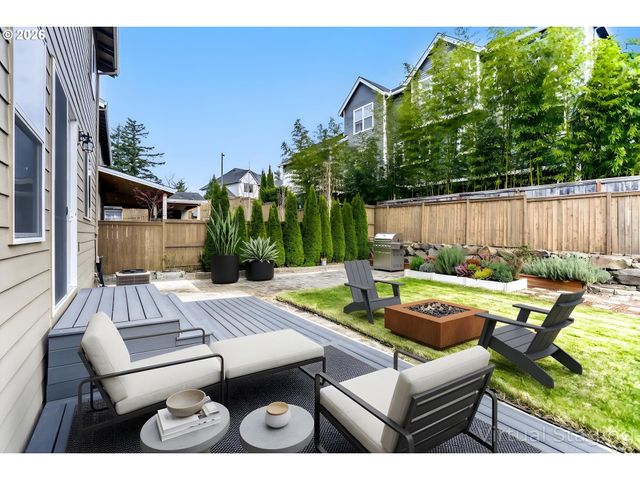 2162 SATTER St, West Linn, OR 97068