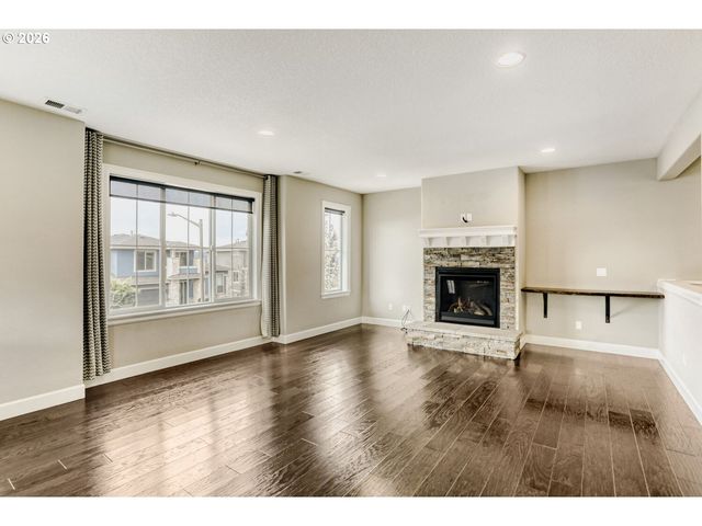 2162 SATTER St, West Linn, OR 97068