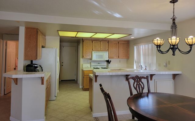 44436 Shadowcrest Drive, Lancaster, CA 93536