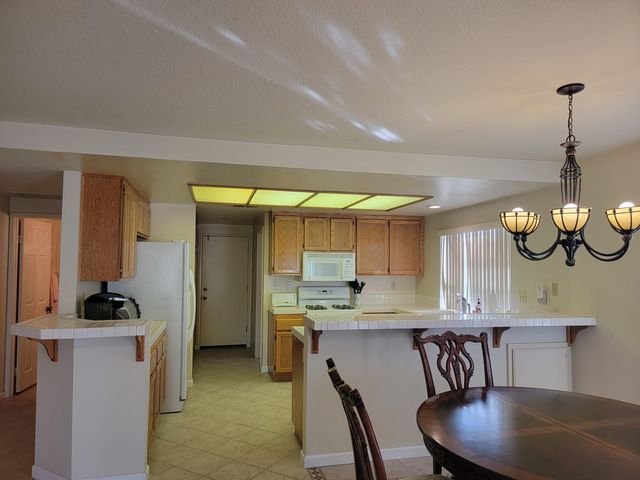 44436 Shadowcrest Drive, Lancaster, CA 93536