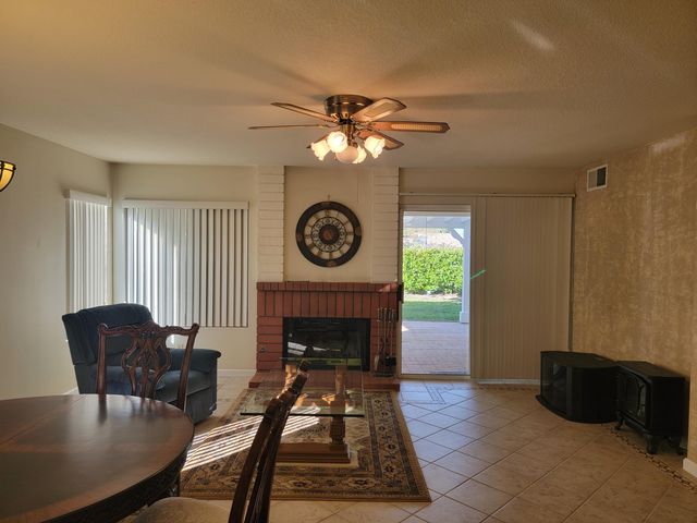 44436 Shadowcrest Drive, Lancaster, CA 93536