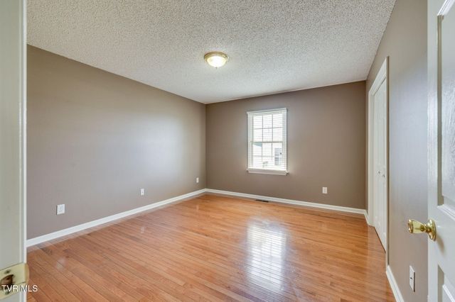 224 Chickasaw Circle, Church Hill, TN 37642