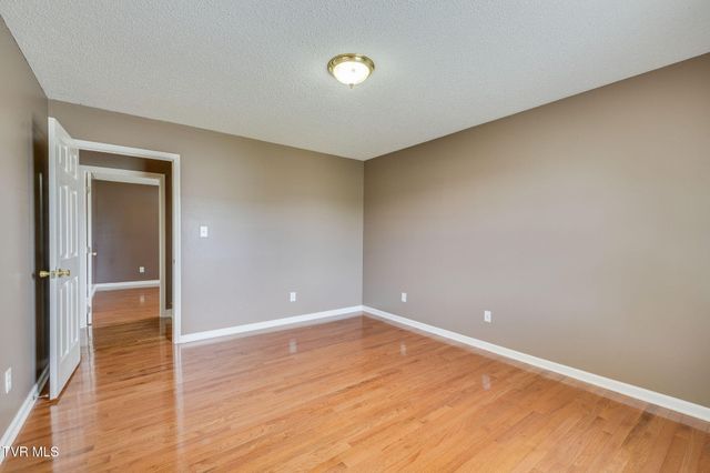 224 Chickasaw Circle, Church Hill, TN 37642