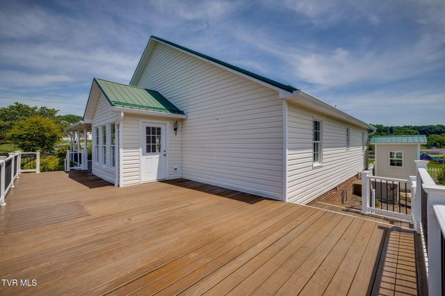 224 Chickasaw Circle, Church Hill, TN 37642