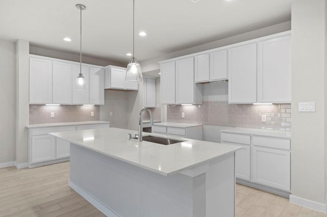 3030 Spitfire Drive, Rosenberg, TX 77471