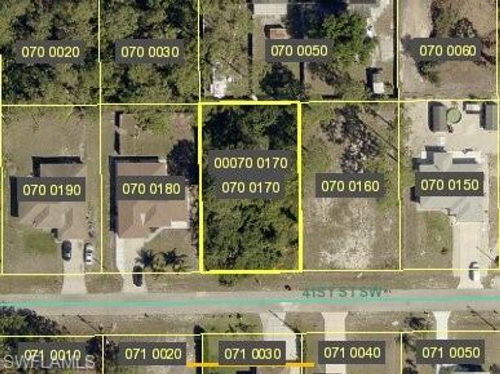 3712 41st ST SW, Lehigh Acres, FL 33976