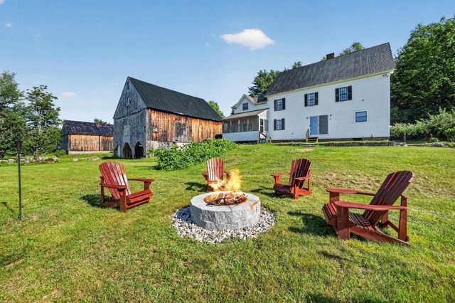 1467 Brownfield Road, Conway, NH 03813