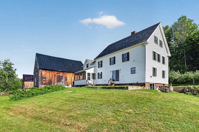 1467 Brownfield Road, Conway, NH 03813
