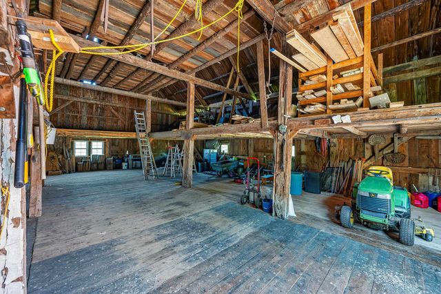 1467 Brownfield Road, Conway, NH 03813