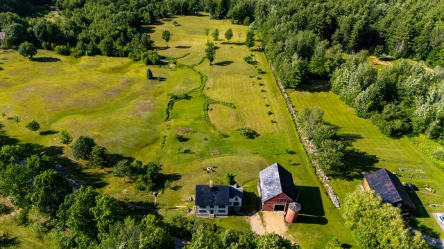 1467 Brownfield Road, Conway, NH 03813