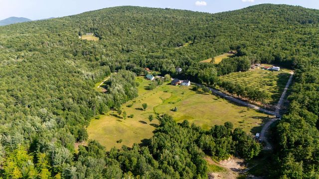 1467 Brownfield Road, Conway, NH 03813