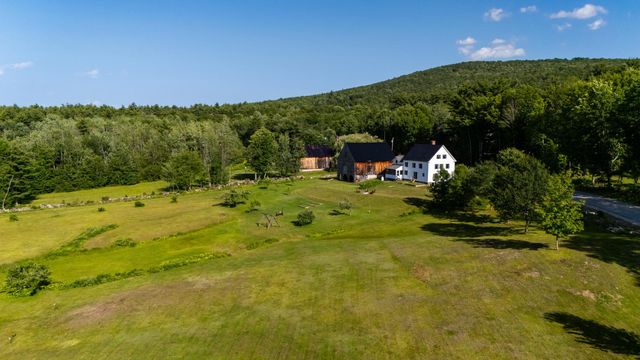 1467 Brownfield Road, Conway, NH 03813