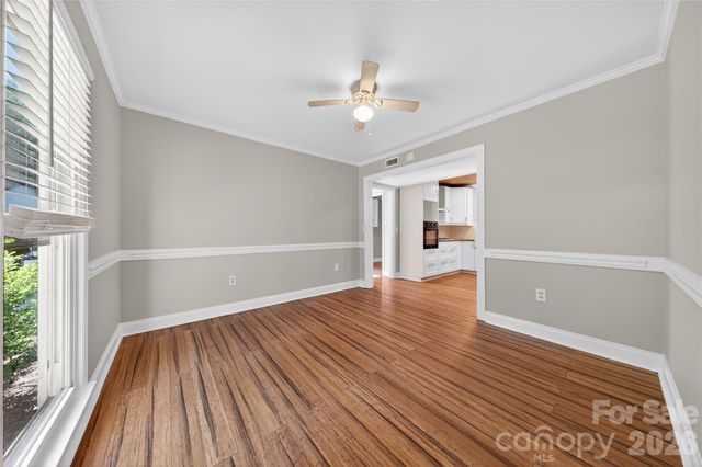 7942 Surreywood Place, Charlotte, NC 28270