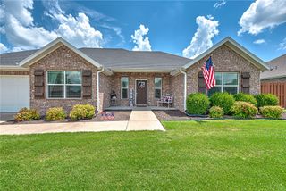 477 Caballo Street, Farmington, AR 72730