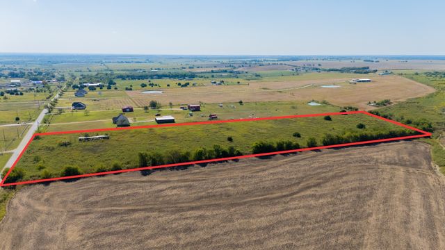 11124 County Road 418, Grandview, TX 76050