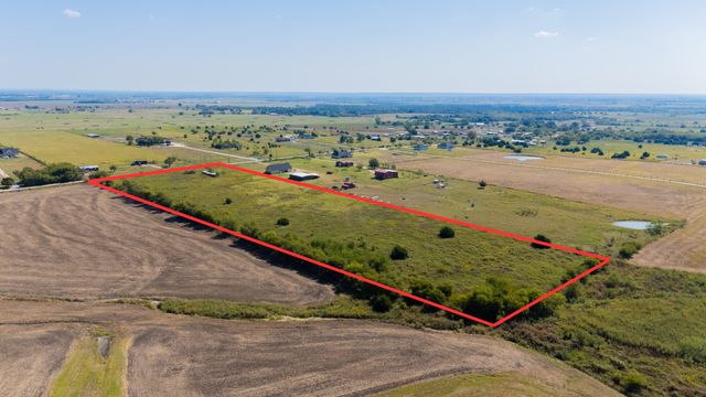 11124 County Road 418, Grandview, TX 76050