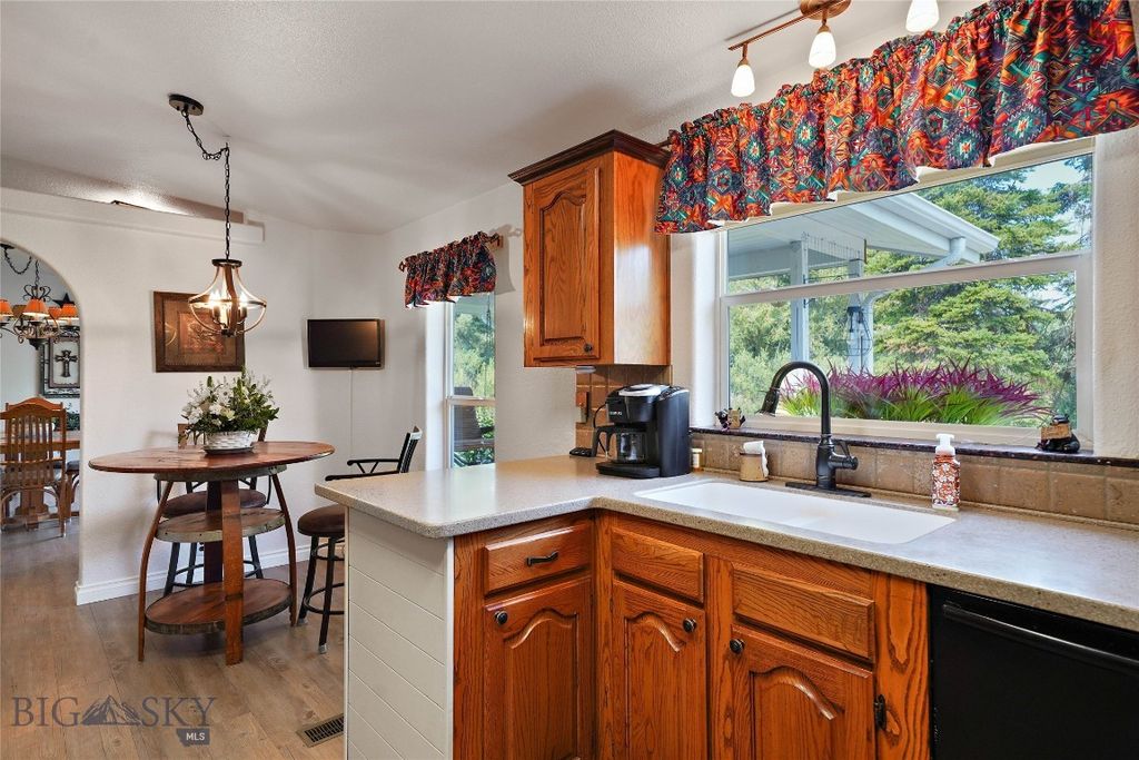 9635 Cottonwood Road, Bozeman, MT 59718 photo 4