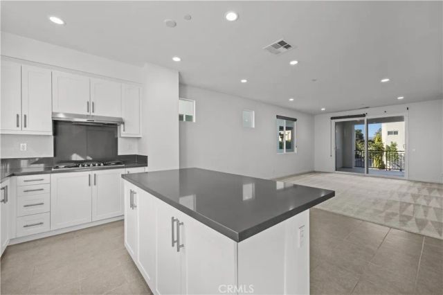 148 Stellar, Irvine, CA 92618
