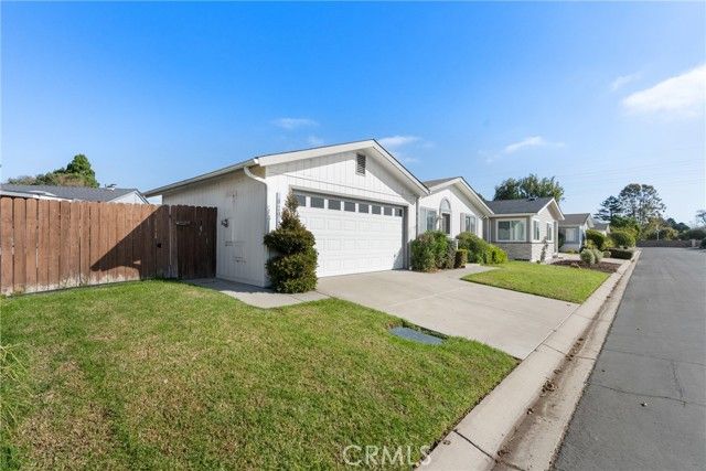 829 Vista Montana, Santa Maria, CA 93458