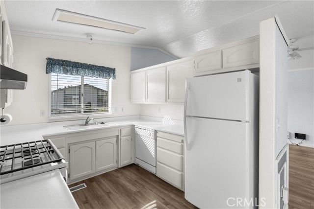 829 Vista Montana, Santa Maria, CA 93458