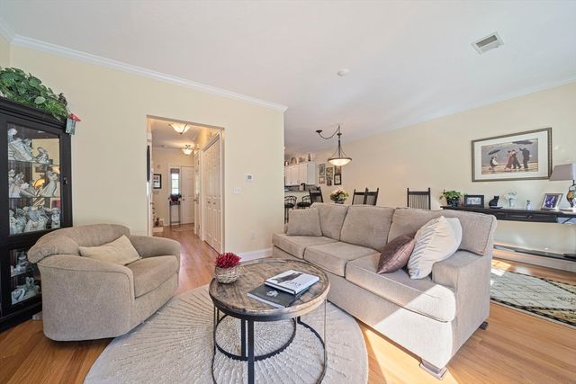 267 Allerton Commons Ln 267, Braintree, MA 02184