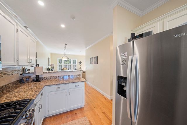 267 Allerton Commons Ln 267, Braintree, MA 02184