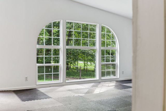 3063 Sweethome Rd, Chapmansboro, TN 37035