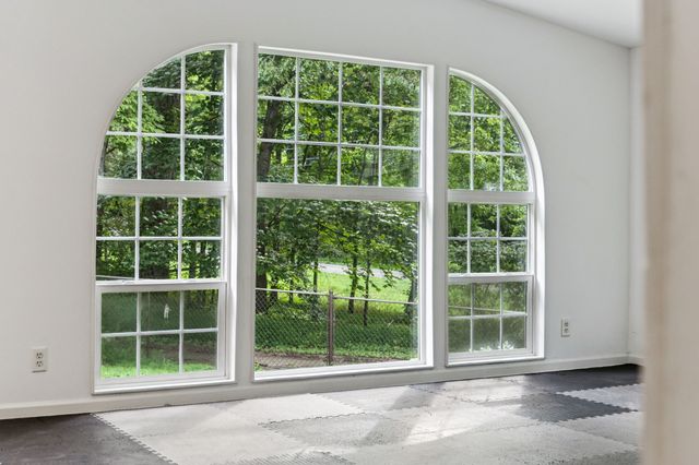 3063 Sweethome Rd, Chapmansboro, TN 37035