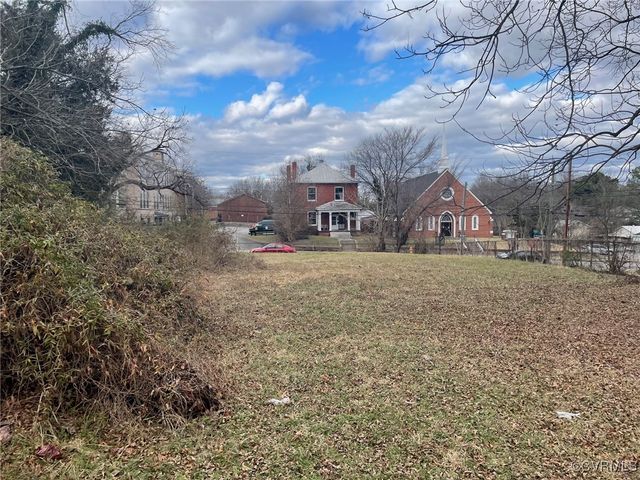 628 Washington St, Petersburg, VA 23803