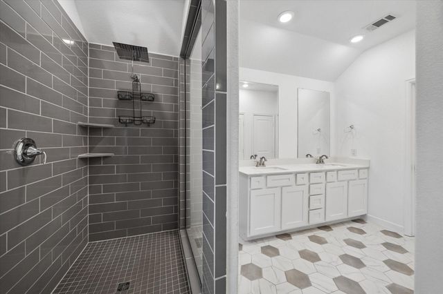 5102 Chapel Heights Drive, Houston, TX 77018