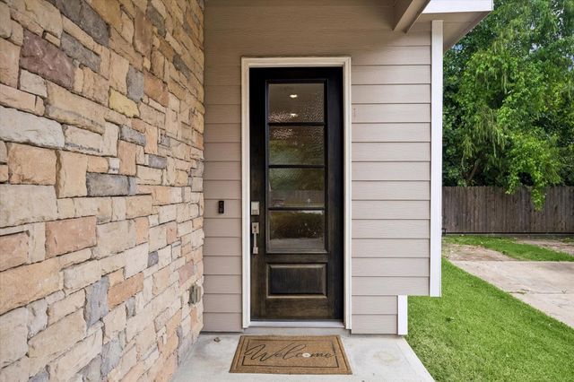 5102 Chapel Heights Drive, Houston, TX 77018