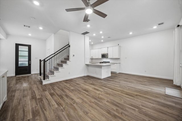 5102 Chapel Heights Drive, Houston, TX 77018