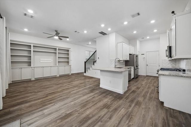5102 Chapel Heights Drive, Houston, TX 77018