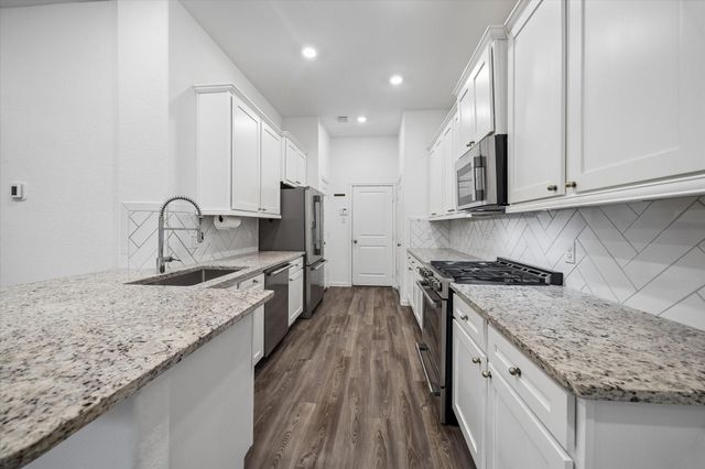 5102 Chapel Heights Drive, Houston, TX 77018
