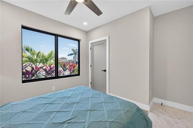 630 SW 11th PL, Cape Coral, FL 33991