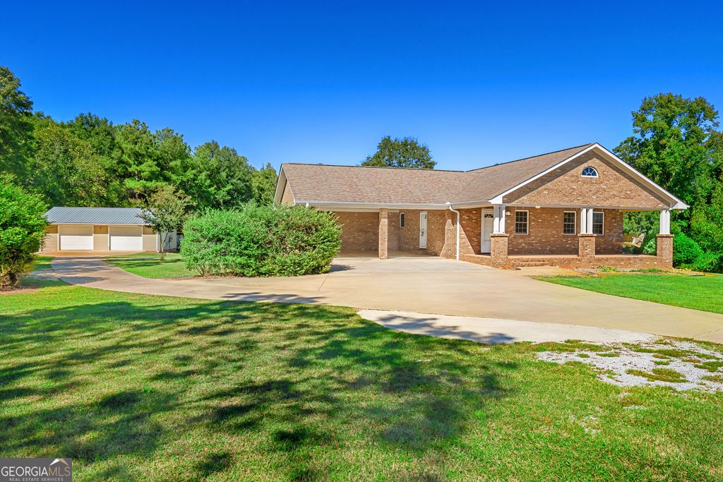1059 Old Hwy 29, Hartwell, GA 30643 — exterior