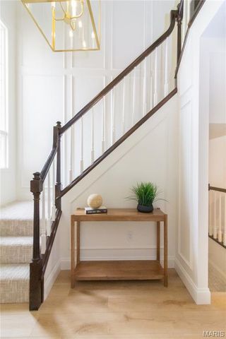 1726 Blue Oak Drive, Chesterfield, MO 63017