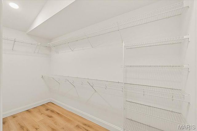 1726 Blue Oak Drive, Chesterfield, MO 63017