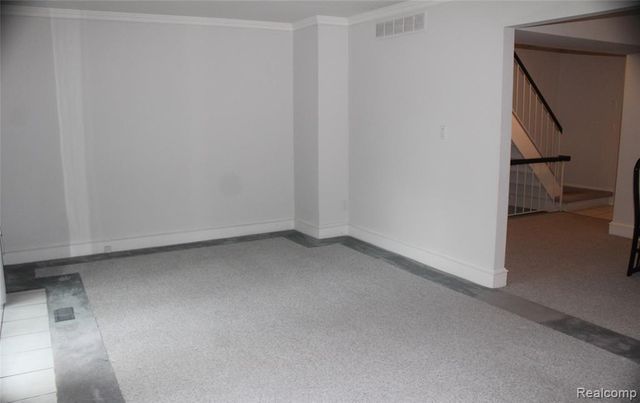 3733 Old Creek Road, Troy, MI 48084